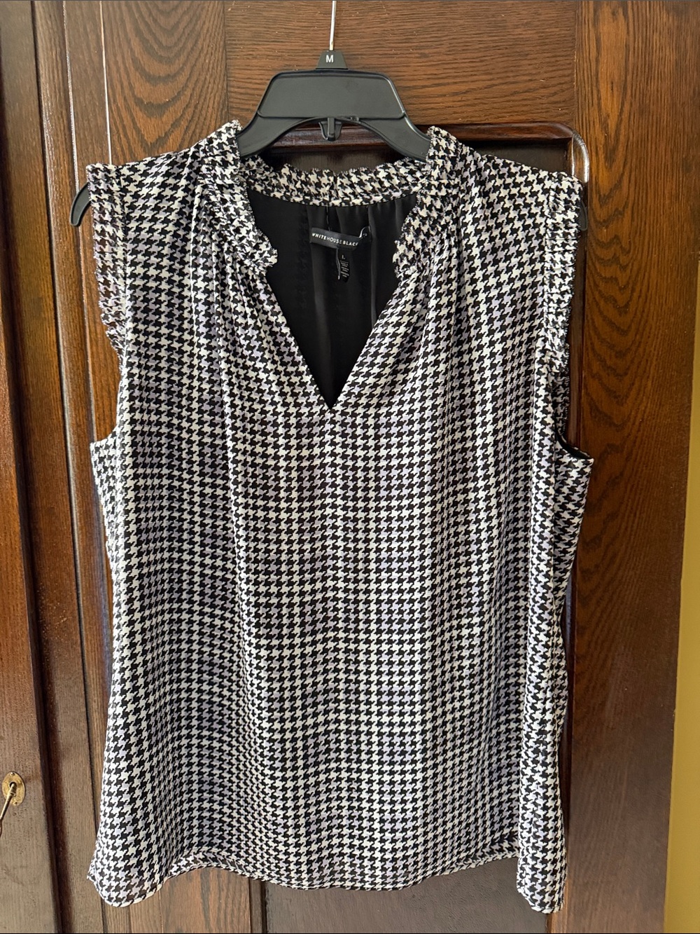 White House Black Market Black White & Lilac Houndstooth Print Sleeveless Top